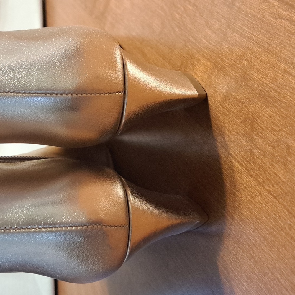 FLASH SALE SCHUTZ Metallic Gold Ankle Booties Mew $198 - Picture 6 of 7